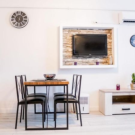 Calin Luma Studio Apartment Năvodari Екстериор снимка