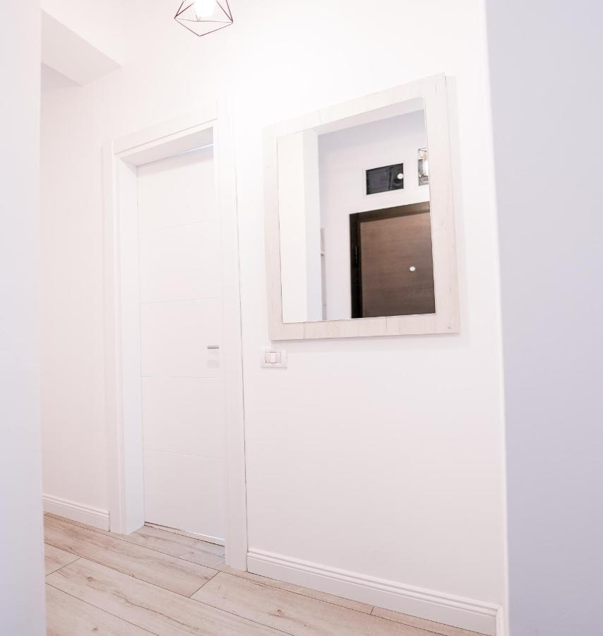 Calin Luma Studio Apartment Năvodari Екстериор снимка
